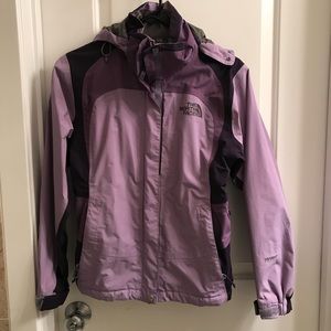 🎉SALE 🎉 Northface women’s jacket hooded XS